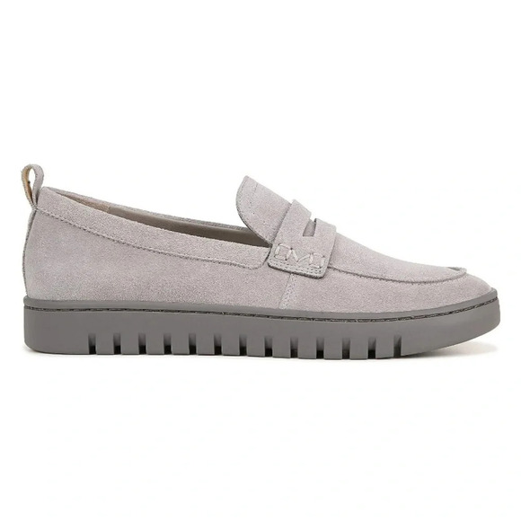 VIONIC NWOB Uptown Loafer in Light Gray Suede - Picture 4 of 14
